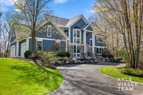 1977 Emerald Glen Ct, Ada, MI, 49301-9694 | Card Image