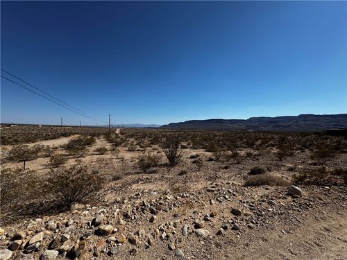 208-33-065A S Camelback Road, Yucca, AZ, 86438 | Card Image