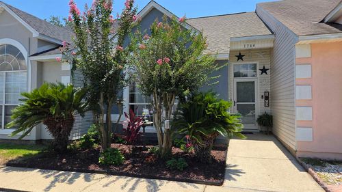 1364 Redwood Ln, Gulf Breeze, FL, 32563-5602 | Card Image