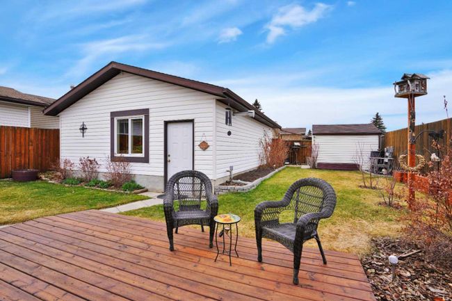 6136 Horn Street, Home with 4 bedrooms, 2 bathrooms and 2 parking in Red Deer AB | Image 35