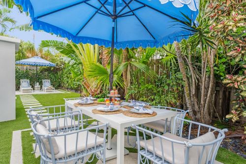 7 Fayette Dr, Ocean Ridge, FL, 33435-8716 | Card Image