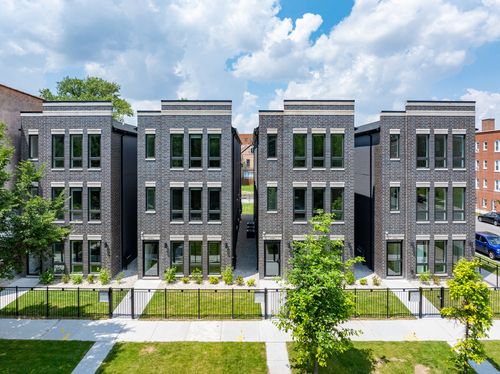 5008 S Prairie Ave, Chicago, IL, 60615-2212 | Card Image