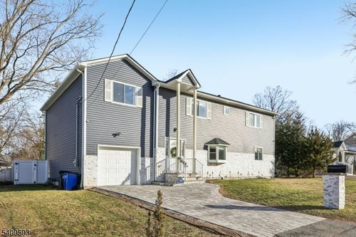 17 Maple Ave, Mahwah, NJ, 07430-1232 | Card Image