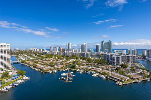 ph3a-300 Three Islands Blvd, Hallandale Beach, FL, 33009-2893 | Card Image