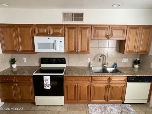 5-1233 E Halcyon Road, Tucson, AZ, 85719 | Card Image