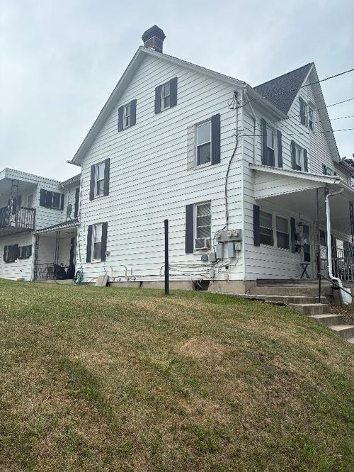2nd-floor-250 S Front St, Coplay, PA, 18037-1010 | Card Image