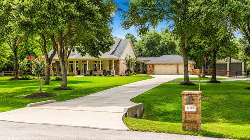 11507 Kingford Ct, Montgomery, TX, 77316-9643 | Card Image