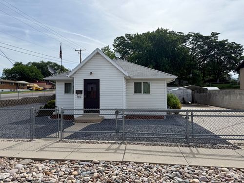 4806 S 2500 W, Roy, UT, 84067-1760 | Card Image
