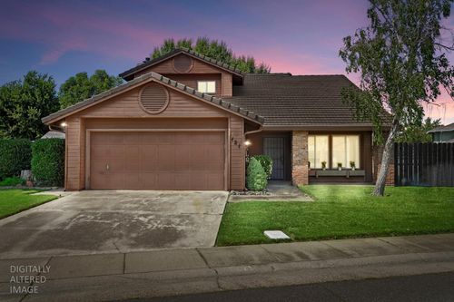 121 Quail Hollow Dr, Galt, CA, 95632-2356 | Card Image