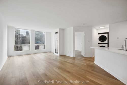 1802-25 Grenville St, Toronto, ON, M4Y2X5 | Card Image