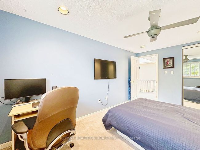 17 Colvin Cres, House other with 5 bedrooms, 4 bathrooms and 3 parking in Thornhill ON | Image 33