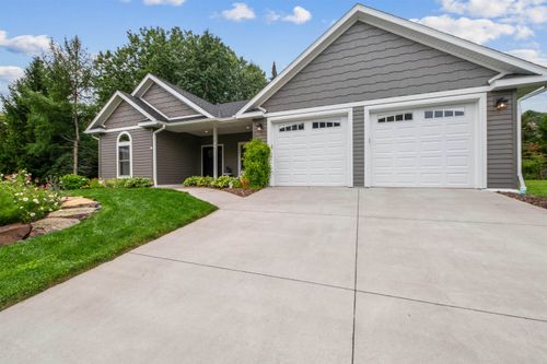215 S 9th St, Bayfield, WI, 54814-4878 | Card Image