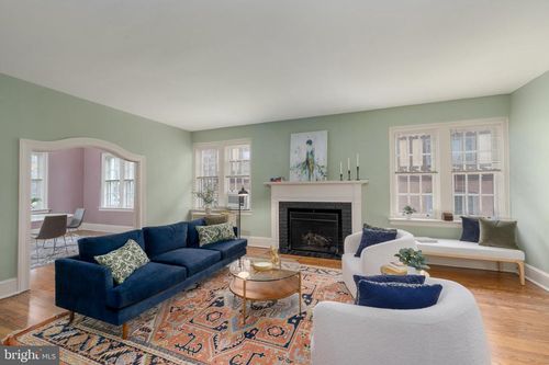 apt-2b-102 W 39th St, BALTIMORE, MD, 21210-3171 | Card Image