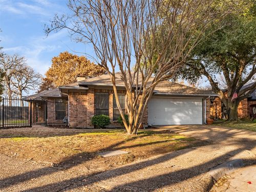 400 Ricker Ct, Irving, TX, 75061-7592 | Card Image