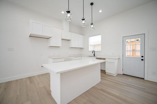 unit-b-8203 Sparta St, Houston, TX, 77028-5425 | Card Image