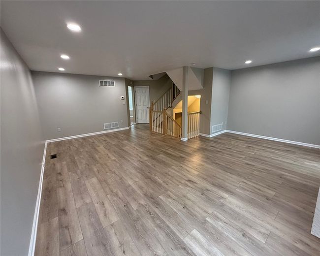 124 Hillvue Dr, Townhouse with 3 bedrooms, 3 bathrooms and 1 parking in Seven Fields PA | Image 7