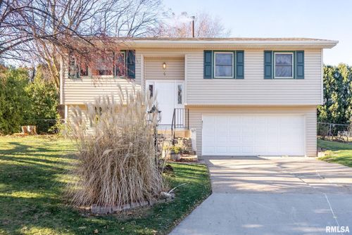 4 Manor Ct Court, ParkView, IA, 52748 | Card Image