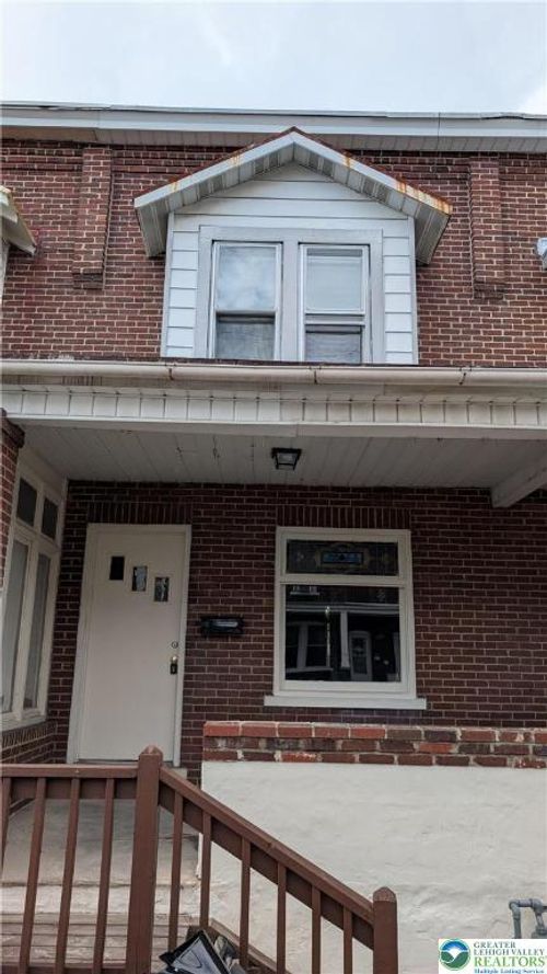 243 E Elm St, Allentown, PA, 18109-2731 | Card Image