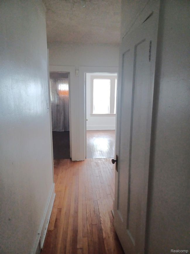 3025 Tuxedo St, Home with 0 bedrooms, 3 bathrooms and 2 parking in Detroit MI | Image 8