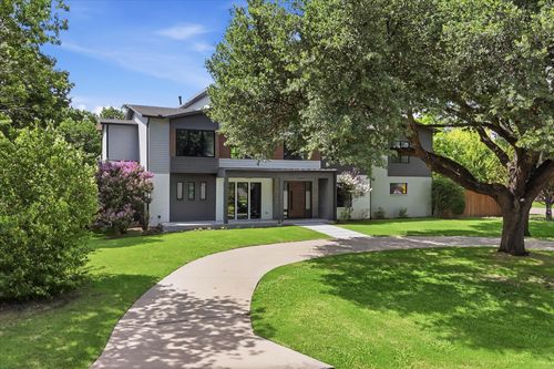13693 Peyton Dr, Dallas, TX, 75240-5523 | Card Image