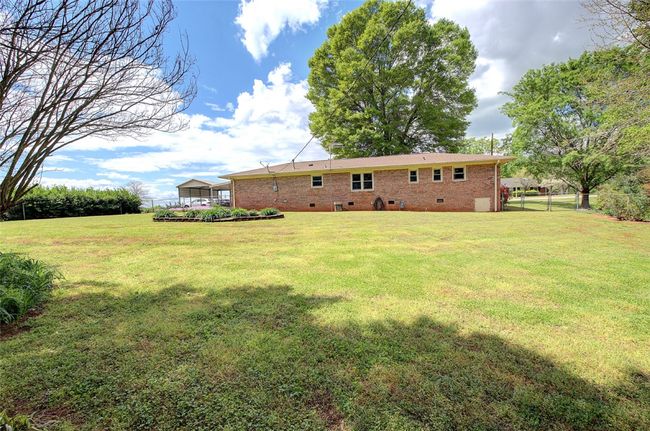 1118 N Highway 11, House other with 3 bedrooms, 2 bathrooms and null parking in West Union SC | Image 25