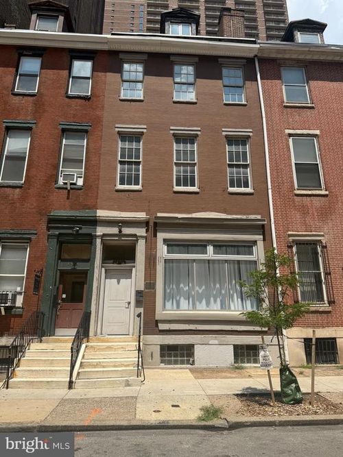 apt-2r-1431 Spruce St, PHILADELPHIA, PA, 19102-4536 | Card Image