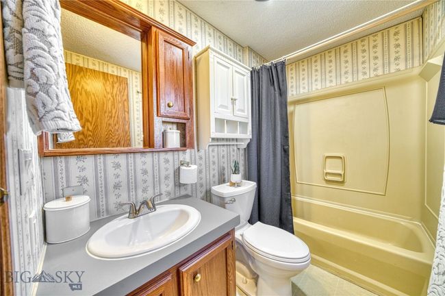 Guest bathroom | Image 28