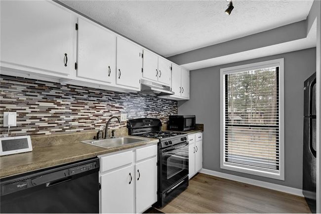 UNIT-3906 - 3906 Cedar Cir, Condo with 2 bedrooms, 2 bathrooms and 2 parking in Tucker GA | Image 9