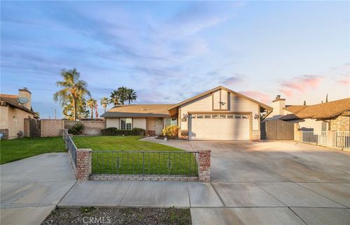 1549 Agate St, Colton, CA, 92324-1500 | Card Image