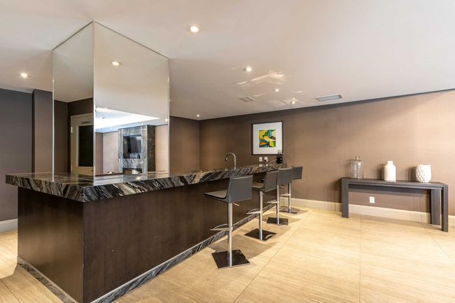 810 - 35 Bastion St, Condo with 2 bedrooms, 2 bathrooms and 2 parking in Toronto ON | Image 32
