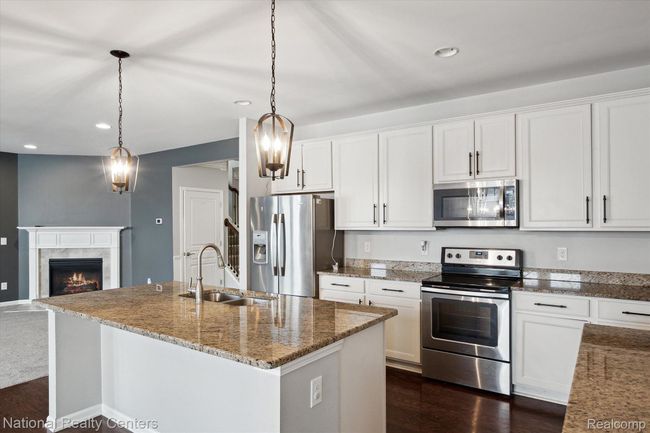 50540 Paine St, House other with 5 bedrooms, 4 bathrooms and null parking in Canton MI | Image 17