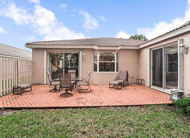 9684 Arbor View Dr N, House other with 2 bedrooms, 2 bathrooms and null parking in Boynton Beach FL | Image 39