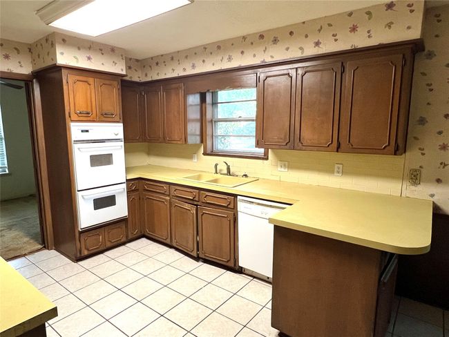 1614 Andy Dr, House other with 6 bedrooms, 3 bathrooms and null parking in Sherman TX | Image 7