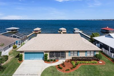 106 Ne Lakefront Court Ne, House other with 3 bedrooms, 2 bathrooms and null parking in Lake Placid FL | Image 1