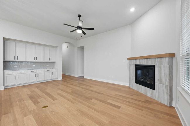 Family Room | Image 12