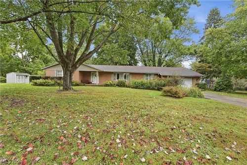 1971 Rosewood Dr, Kent, OH, 44240-4232 | Card Image