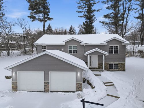 330 Waite Ln, Platteville, WI, 53818-1911 | Card Image