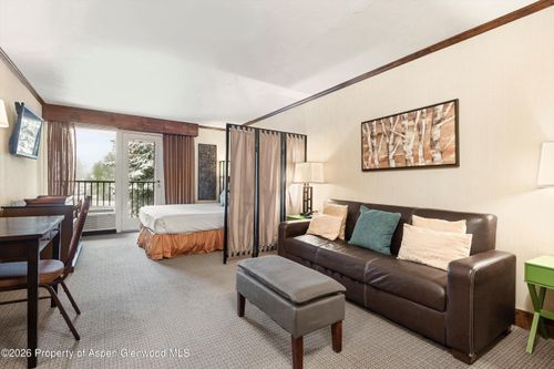 2203-38750 Highway 82, Aspen, CO, 81611-2506 | Card Image