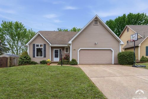 709 Joseph Dr, Lawrence, KS, 66049-3238 | Card Image
