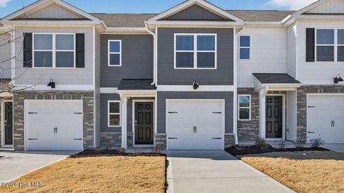 203 Maddox Drive, Aberdeen, NC, 28315 | Card Image