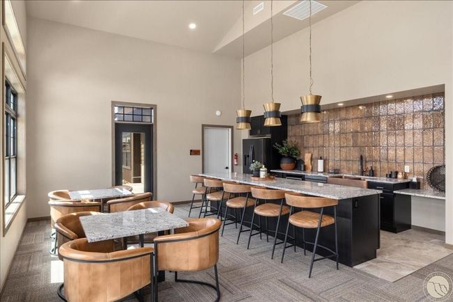 Clubhouse gathering space | Image 32