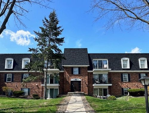 202-1900 King James Pkwy, Westlake, OH, 44145-3431 | Card Image