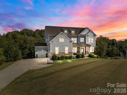141 Rain Shadow Dr, Mooresville, NC, 28115-8351 | Card Image