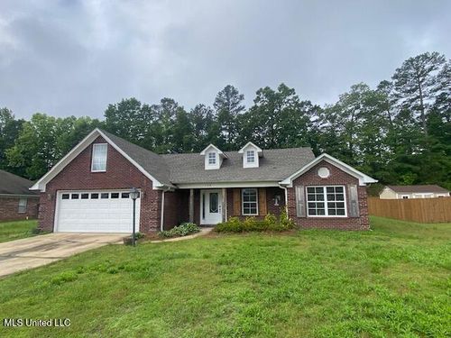 130 Yocona Ridge Rd, Oxford, MS, 38655-6904 | Card Image