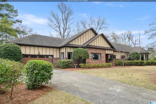 2704 Alta View Dr, Vestavia, AL, 35243-4513 | Card Image