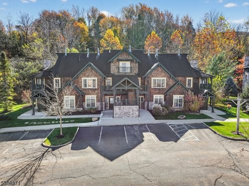 21-10 Pine Cres, Vernon, NJ, 07462-3334 | Card Image