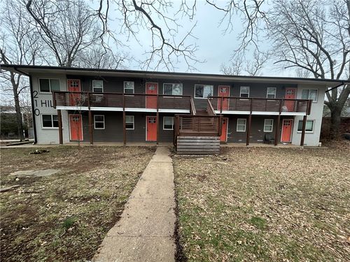 2-210 S Hill Ave, Fayetteville, AR, 72701-5753 | Card Image
