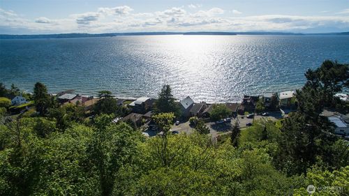 5426 Beach Dr Sw, Seattle, WA, 98136-1046 | Card Image