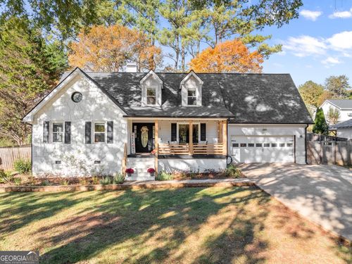 4823 Hiawatha Dr, Gainesville, GA, 30506-2681 | Card Image