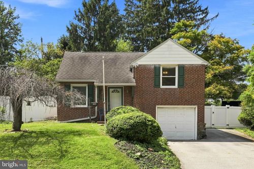 20 N Malin Rd, BROOMALL, PA, 19008-1807 | Card Image